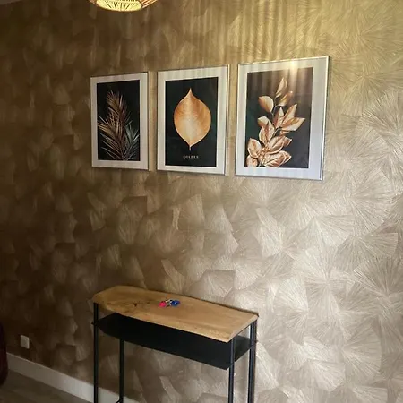 Fecamp, Etretat, Yport, Joli Pres De La Et De La Gare Contactez-nous Au Zero Six Soixante Dix Huit Soixante Treize Trente Six Quatre Vingt Onze Apartment *