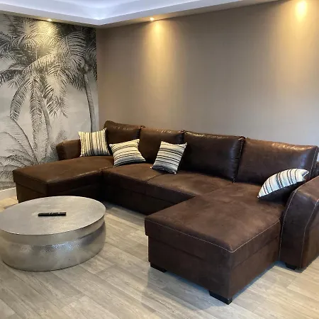 Fecamp, Etretat, Yport, Joli Pres De La Et De La Gare Contactez-nous Au Zero Six Soixante Dix Huit Soixante Treize Trente Six Quatre Vingt Onze Apartment