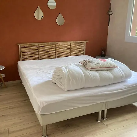 Apartment Fecamp, Etretat, Yport, Joli Pres De La Et De La Gare Contactez-nous Au Zero Six Soixante Dix Huit Soixante Treize Trente Six Quatre Vingt Onze